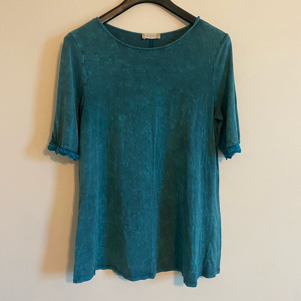 Blue longline shirt alterd state